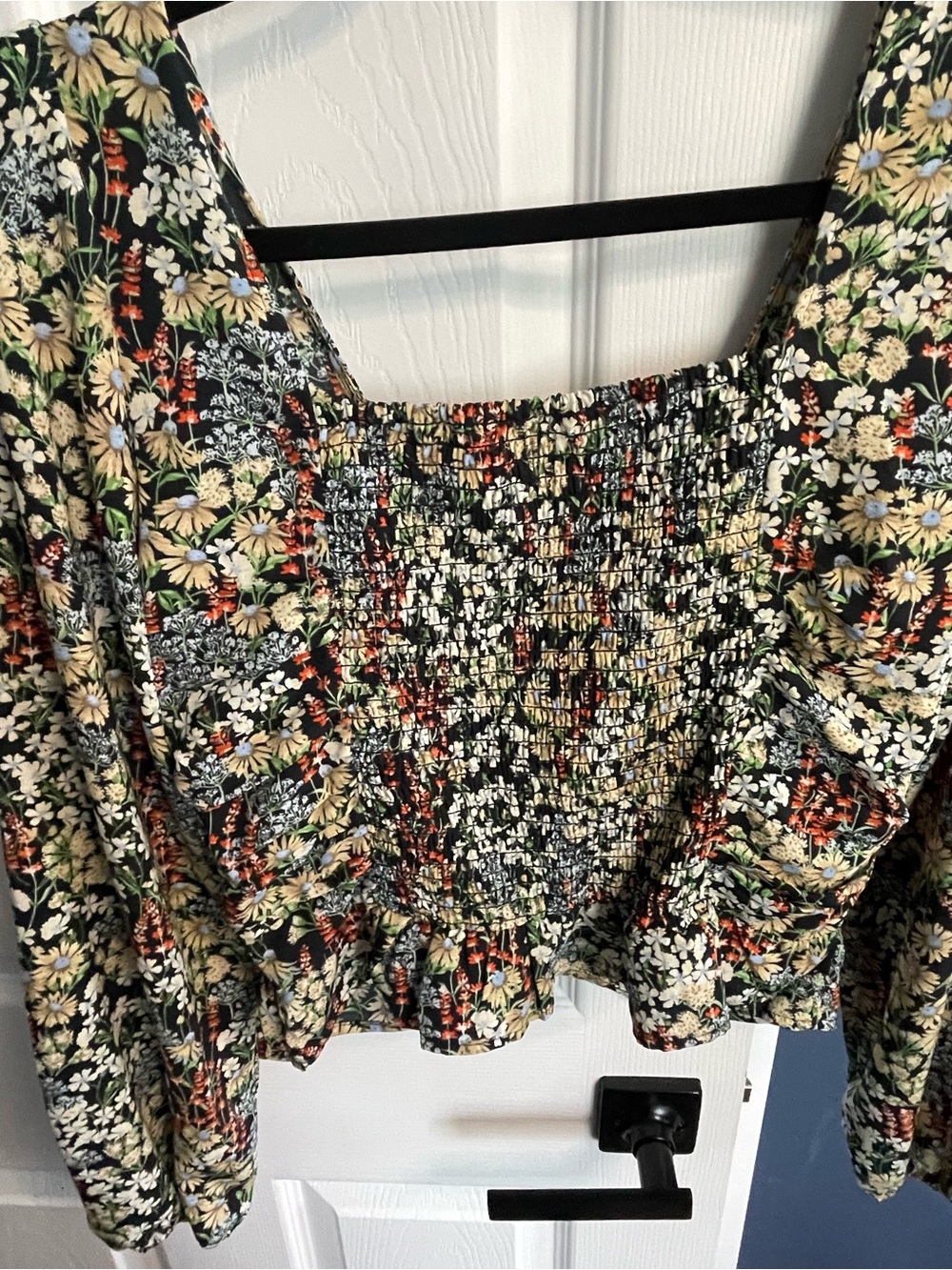 H&M Rouched blouse- Black Multi - Picture 6 of 6